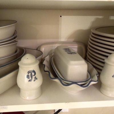 83 Pieces Vintage Pfaltzgraf Stoneware 