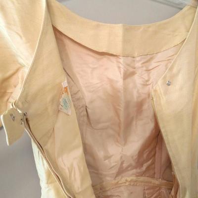 Lovely Tailored Vintage Raw Silk Dupioni Formal Dress 