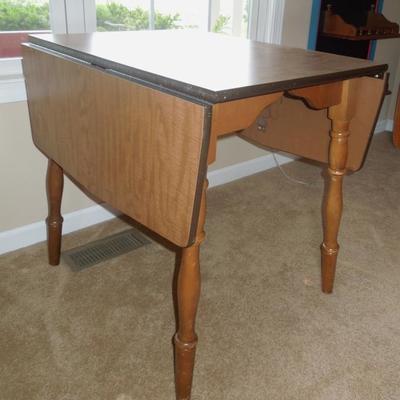 46" Drop Leaf Table
