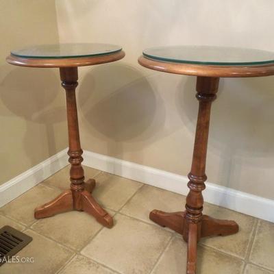 Pair of Ethan Allen Plant Tables