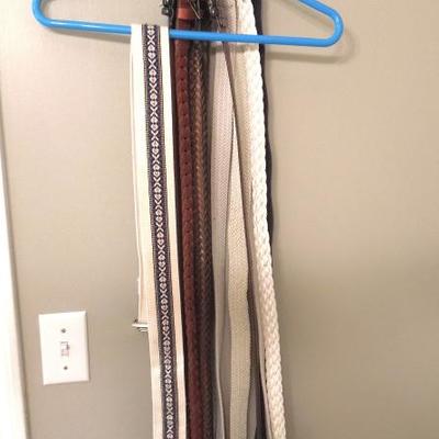 Lot of 12 Men's Belts Size 34