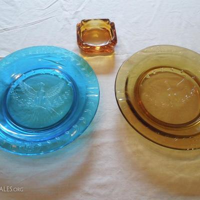 3 Colored Glass Ashtrays with Pipe Stand, etc.