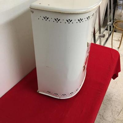 Metal Detecto Pained Clothes Hamper 25