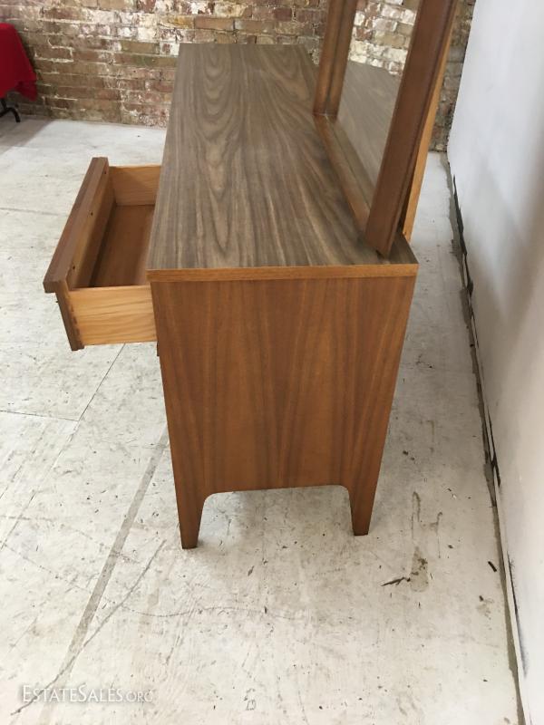 Johnson carper dresser with mirror discount