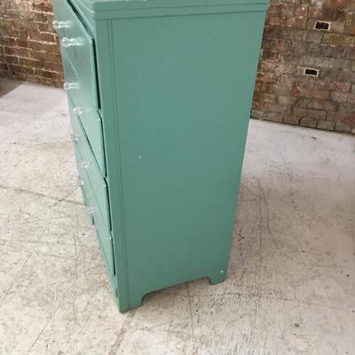 Painted 4-Drawer Chest of Drawers Glass Knobs