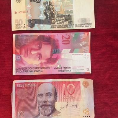 Lot/3 Foreign Bills Currency 