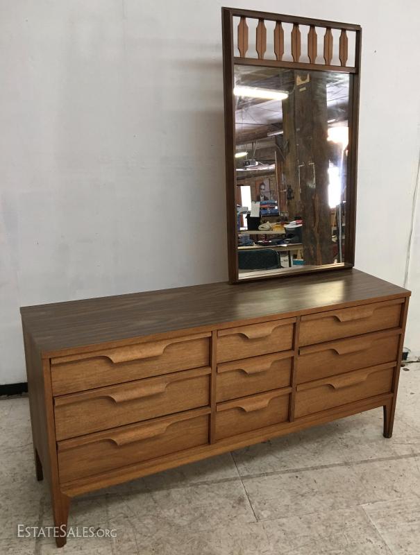 Johnson Carper Mid Century Dresser W Mirror 9 Drawer Mcm