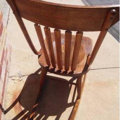 Antique Rocking Chair (local Grand Junction, CO pickup only)