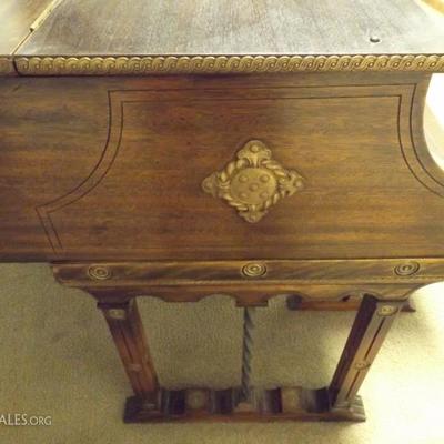 Piano New York Baby Grand Brewster 1800s 