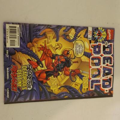 Dead Pool Comic lot #104