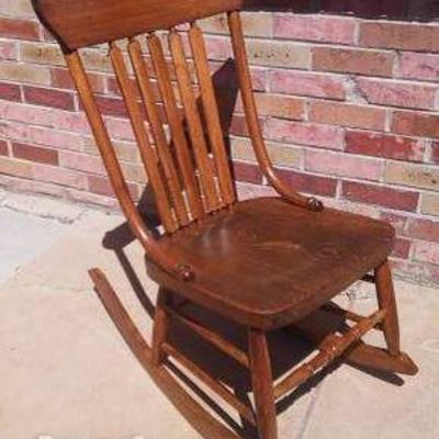 Antique Rocking Chair (local Grand Junction, CO pickup only)