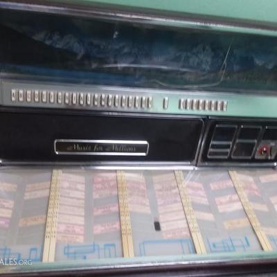 Wurlitzer Statesman Jukebox