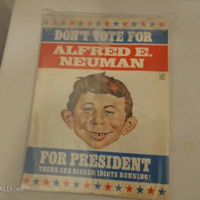 lot 102 Comic's includes Mad, Unknown Soldier, and Archie