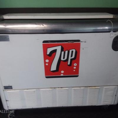 7up cooler working