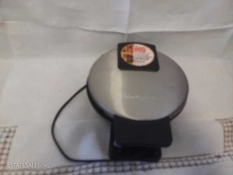 Classic Waffle Maker Cuisinart