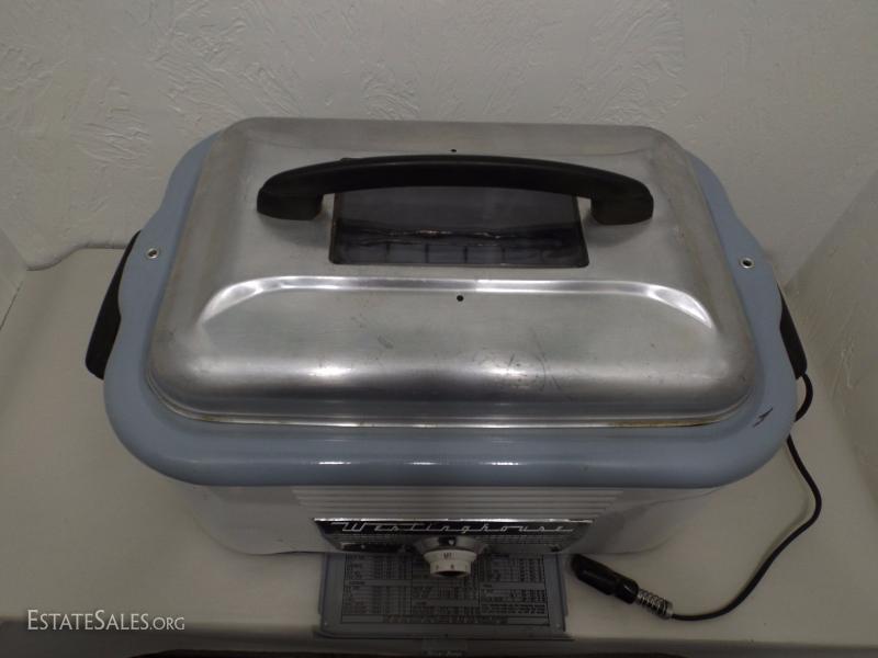 Vintage Westinghouse Porcelain Crockpot Roaster