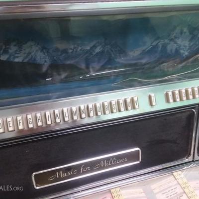 Wurlitzer Statesman Jukebox