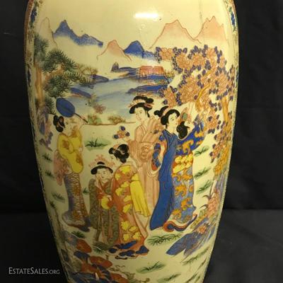 Lot 72 - Two Large Chinese Ceramic Vases