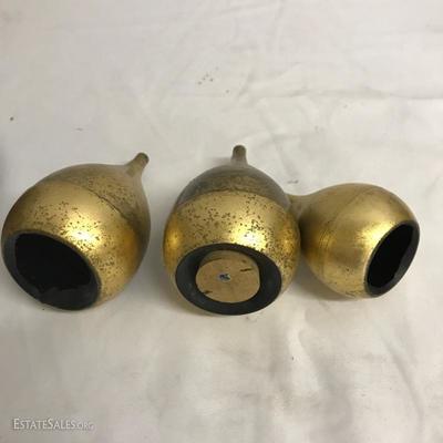 Lot 64 - Black and Gold Decor 