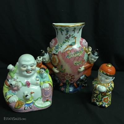 Lot 73 - Three Chinese Ceramic Pieces