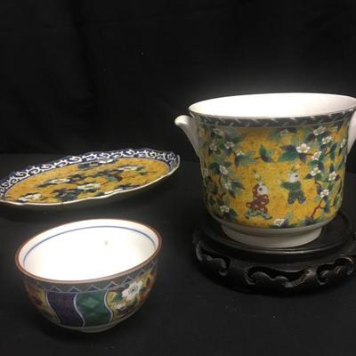 Lot 94 - Decorative Plates and Dishes 