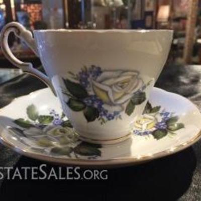 White Rose w/ Blue Flowers Teacup