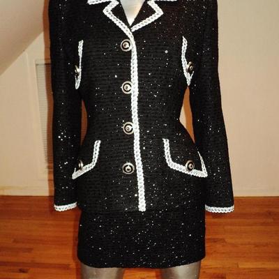 Vtg Vertigo Paris Boucle' Dress Lurex lame' suit silver trim V Buttons