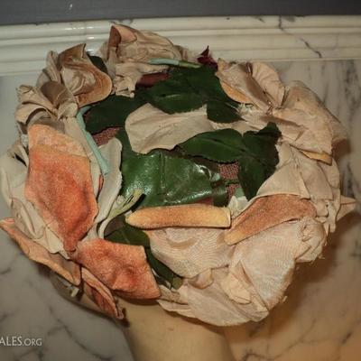 Vtg 1940's Toque hat Millinery silk/velour flowers satin lined