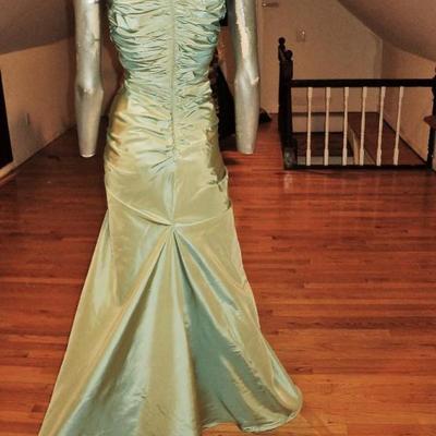 Vtg Designer column gown moss shantung trumpet sweep shirred train