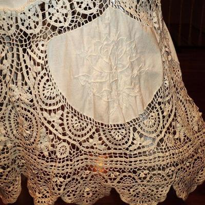 Vtg Hand embroidered and Crochet ensemble skirt/top cotton