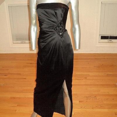 Vtg Vamp Soie strapless gown gathered side onyx Brooch detail