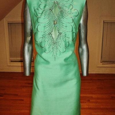 Vtg 1950's embellished silk shantung Cheongsam dress lined metal zipper