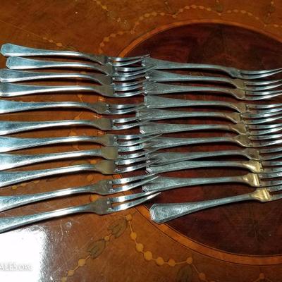 Lot-159 Set of 22 Silver Snail Forks