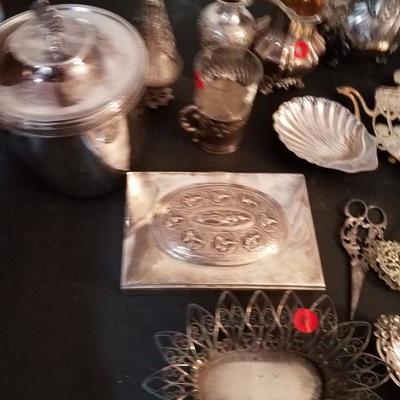 Lot-154 25 Pc Mixed Silver Plate Lot Various Pieces 