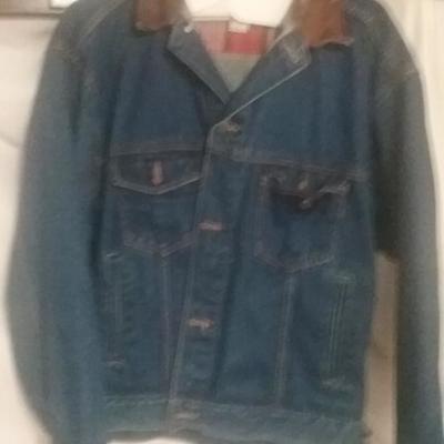 Mens Jean Jacket - Large