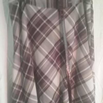 Ladies Skirt with Belt - Size 10