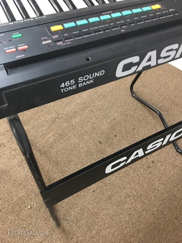 Casio 465 Sound Tone Bank Electric Keyboard w/Stand | EstateSales.org