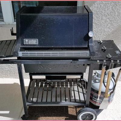 Outdoor Grill - weber with tank (with outdoor cover)