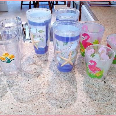 Plastic Cups & Tumblers