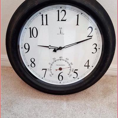 Large Wall battery operated clock