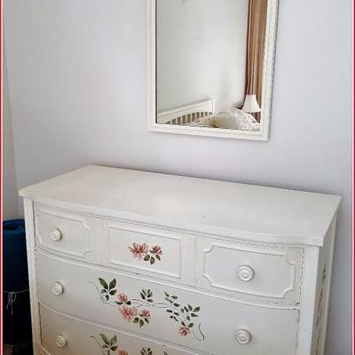 Vintage Dresser (Floral Painted Pattern)