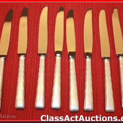8 Sterling Handle / Stainless Knife - Lot 242