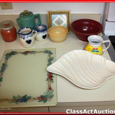 Misc Lot - Kitchen Items & Candle - Lot 269