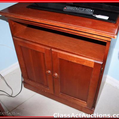 Swivel TV Stand - Lot 381