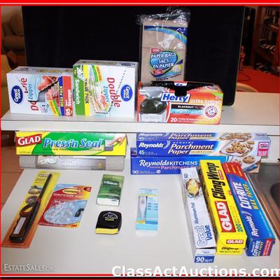 Kitchen Supplies - Lot 398