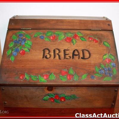Wood Bread Box - Lot 16