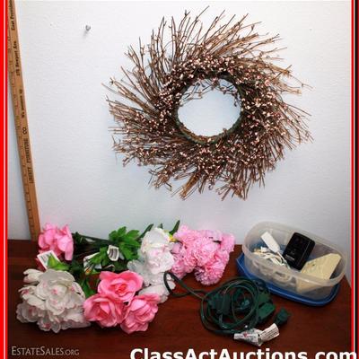 Christmas/Holiday Decor - Lot 346
