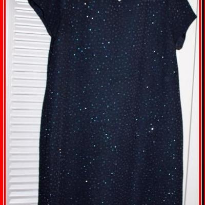 Womens 20 W Cocktail Black Dress - Gently Worn - Lot 390