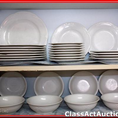 pfaltzgraff Plates & Bowls  & mIsc - Lot 263