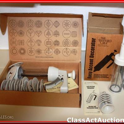 2 Pampered Chef (Cookie & Icing extruder) - Lot 258
